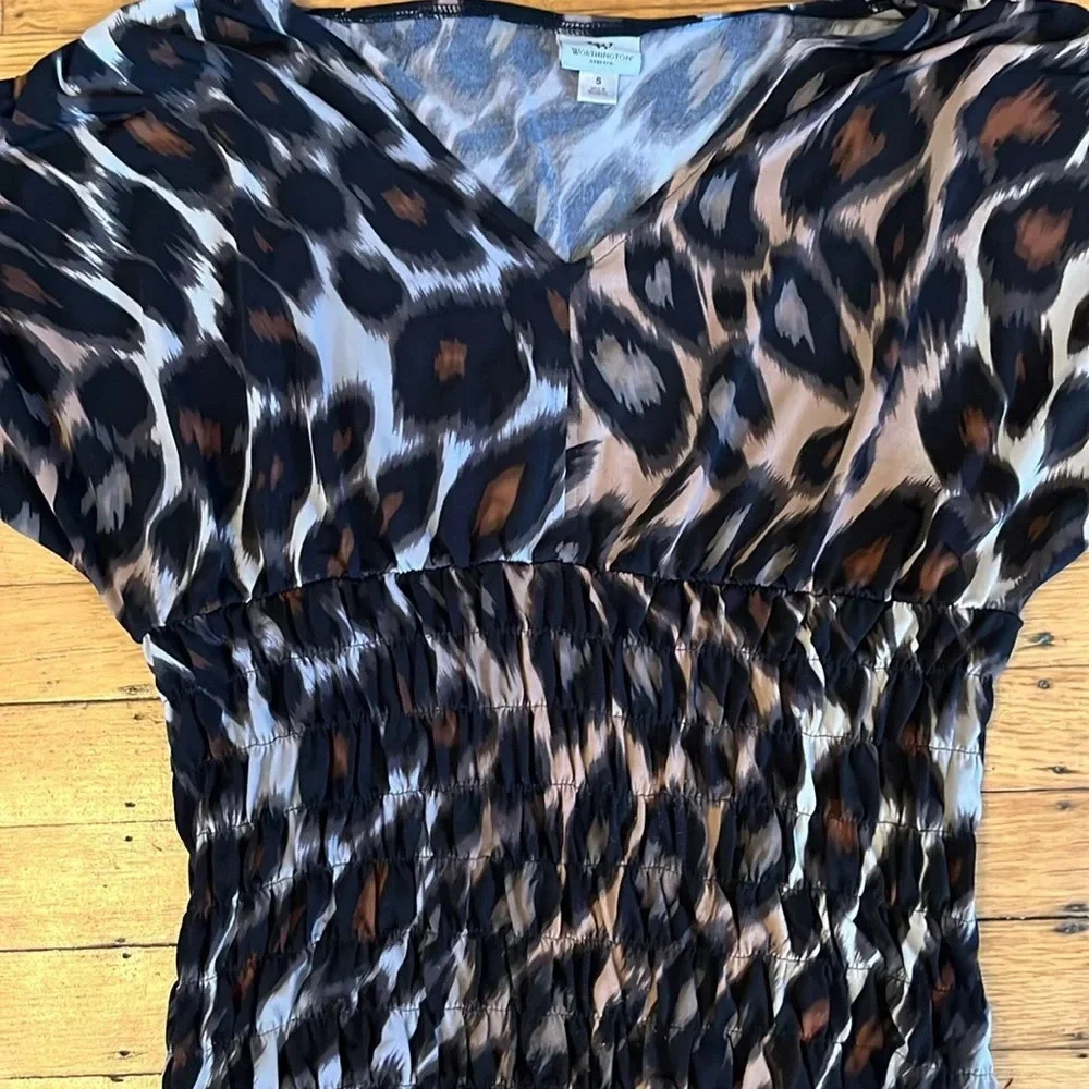 Leopard top